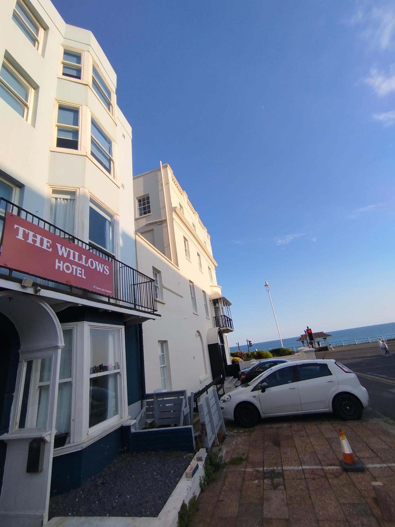The Willows Hotel 2*